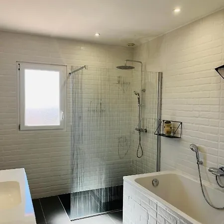 Jolie Au Coeur Du Lauragais 酒店